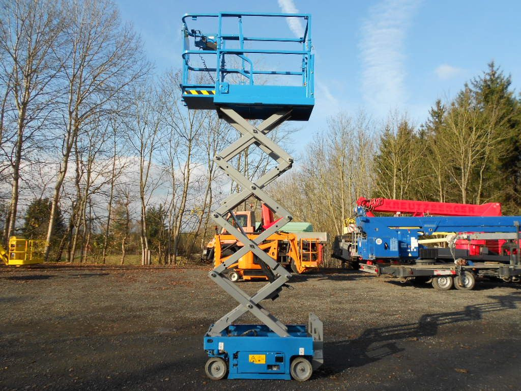 Genie GS 1330, Scherenarbeitsbühne Genie 5,9 m - Šķērveida pacēlājs: foto 5 Genie GS 1330, Scherenarbeitsbühne Genie 5,9 m - Šķērveida pacēlājs: foto 5