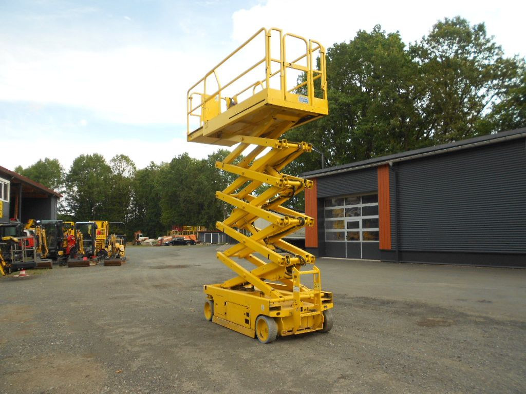 Šķērveida pacēlājs Genie GS 3246, Scherenarbeitsbühne Genie 11,9 m: foto 8