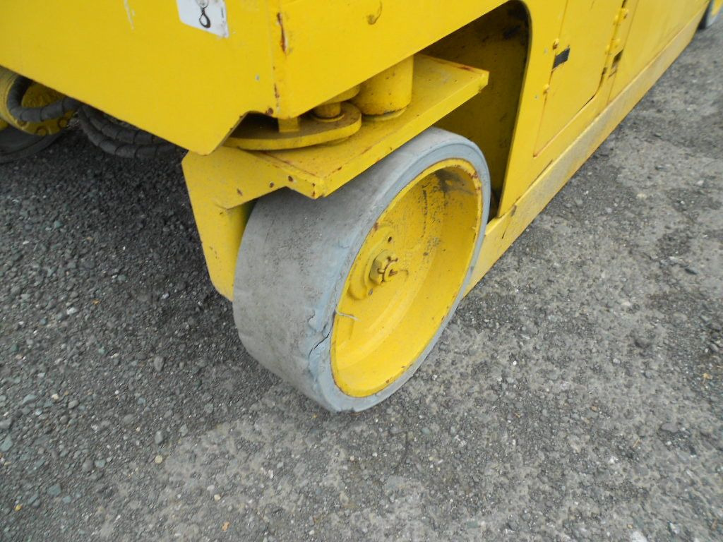 Šķērveida pacēlājs Genie GS 3246, Scherenarbeitsbühne Genie 11,9 m: foto 10