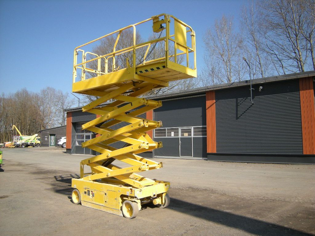 Autopacēlājs Genie GS 3246, Scherenarbeitsbühne Genie 11,9 m: foto 8