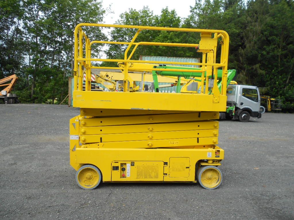 Šķērveida pacēlājs Genie GS 3246, Scherenarbeitsbühne Genie 11,9 m: foto 21