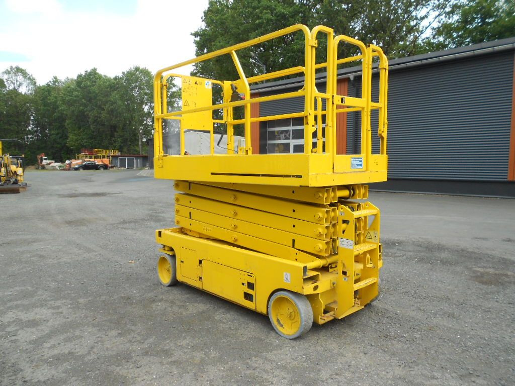 Šķērveida pacēlājs Genie GS 3246, Scherenarbeitsbühne Genie 11,9 m: foto 24