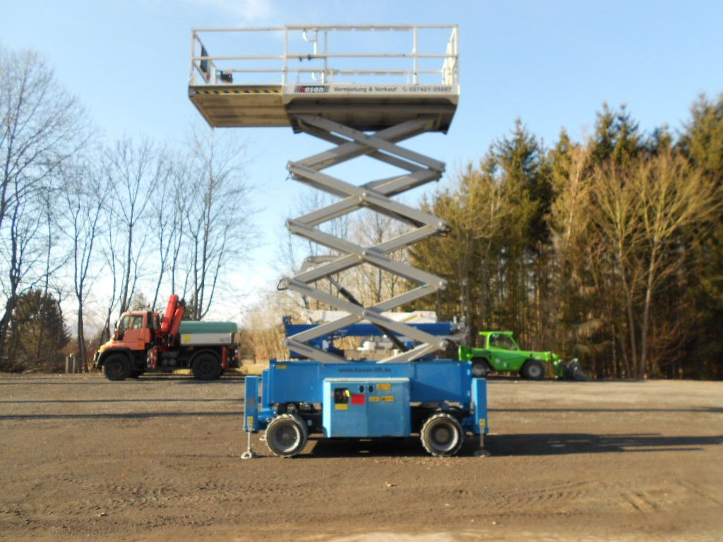 Genie GS4069BE, Hybrid, Stützen, AH 14 m - Šķērveida pacēlājs: foto 5 Genie GS4069BE, Hybrid, Stützen, AH 14 m - Šķērveida pacēlājs: foto 5