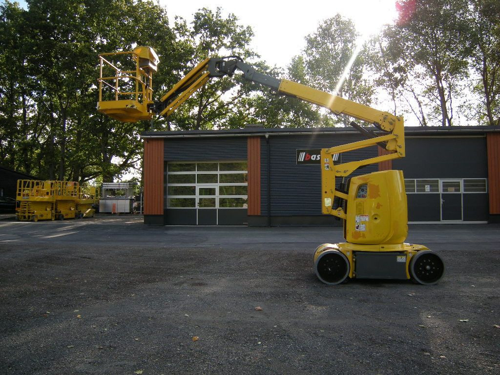 Haulotte HA12CJ+ , AH 12m, Korbarm drehbar - Autopacēlājs: foto 1 Haulotte HA12CJ+ , AH 12m, Korbarm drehbar - Autopacēlājs: foto 1