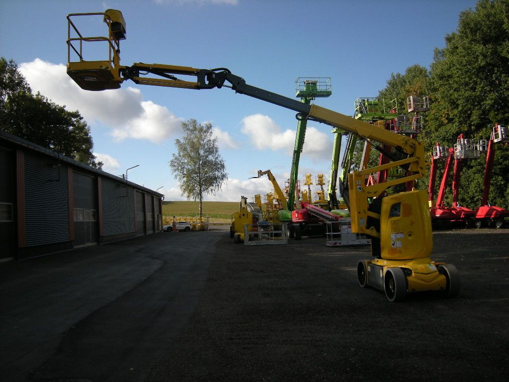 Haulotte HA12CJ+ , AH 12m, Korbarm drehbar - Autopacēlājs: foto 4 Haulotte HA12CJ+ , AH 12m, Korbarm drehbar - Autopacēlājs: foto 4