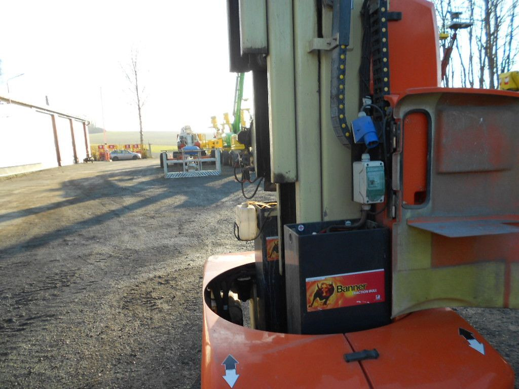 Jaunā Torņa pacēlājs JLG Arbeitsbühne, JLG Toucan 1010, AH 10m: foto 15