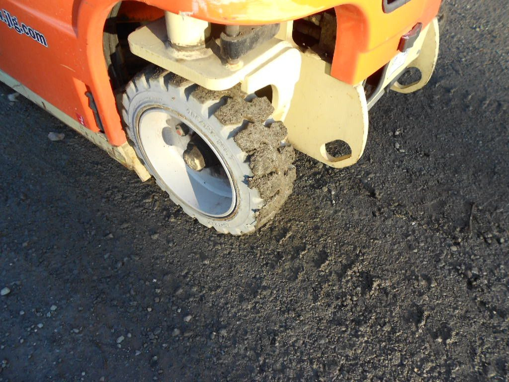 Jaunā Torņa pacēlājs JLG Arbeitsbühne, JLG Toucan 1010, AH 10m: foto 10