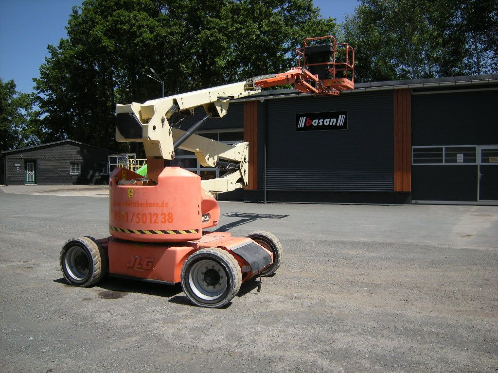 JLG E450 AJ Gelenkteleskoparbeitsbühne 16 m - Autopacēlājs: foto 2 JLG E450 AJ Gelenkteleskoparbeitsbühne 16 m - Autopacēlājs: foto 2