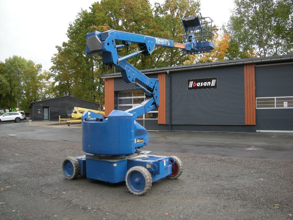 JLG N40E  Gelenkteleskoparbeitsbühne 14 m - Autopacēlājs: foto 2 JLG N40E  Gelenkteleskoparbeitsbühne 14 m - Autopacēlājs: foto 2