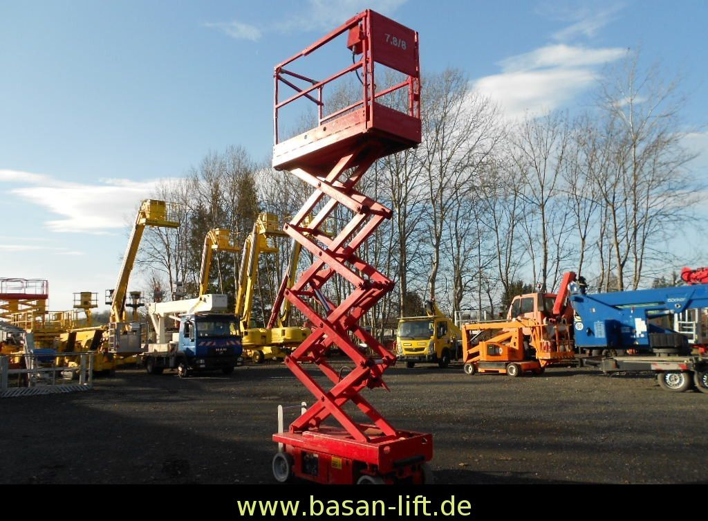 Snorkelift S 1930, Scherenarbeitsbühne AH 7,8m Snorkelift S 1930, Scherenarbeitsbühne AH 7,8m - Šķērveida pacēlājs: foto 3 Snorkelift S 1930, Scherenarbeitsbühne AH 7,8m Snorkelift S 1930, Scherenarbeitsbühne AH 7,8m - Šķērveida pacēlājs: foto 3