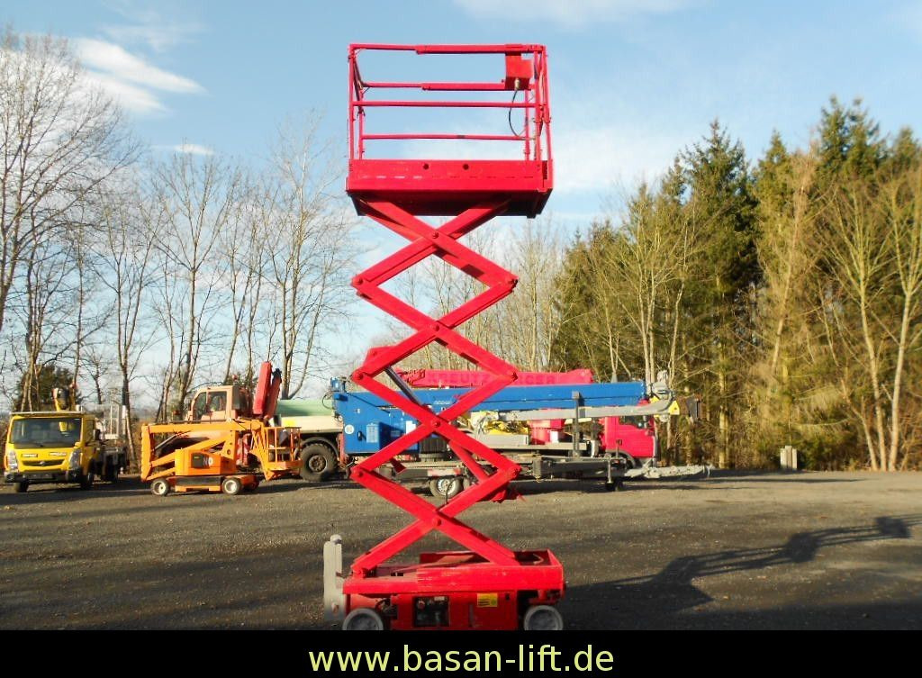 Snorkelift S 1930, Scherenarbeitsbühne AH 7,8m Snorkelift S 1930, Scherenarbeitsbühne AH 7,8m - Šķērveida pacēlājs: foto 4 Snorkelift S 1930, Scherenarbeitsbühne AH 7,8m Snorkelift S 1930, Scherenarbeitsbühne AH 7,8m - Šķērveida pacēlājs: foto 4