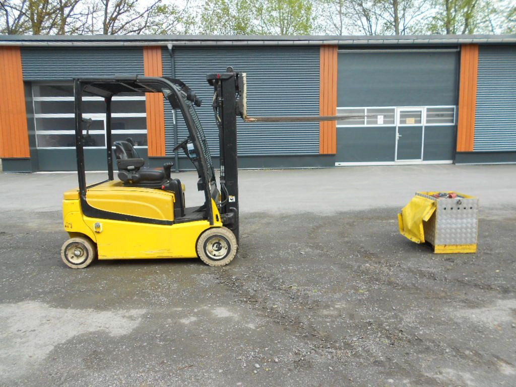 Yale ERP20VF, 2 Tonnen Stapler - Autokrāvējs: foto 1 Yale ERP20VF, 2 Tonnen Stapler - Autokrāvējs: foto 1