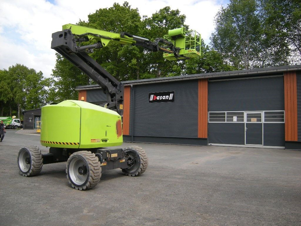 Zoomlion, Arbeitsbühne ZA14J , AH 16m - Autopacēlājs: foto 1 Zoomlion, Arbeitsbühne ZA14J , AH 16m - Autopacēlājs: foto 1