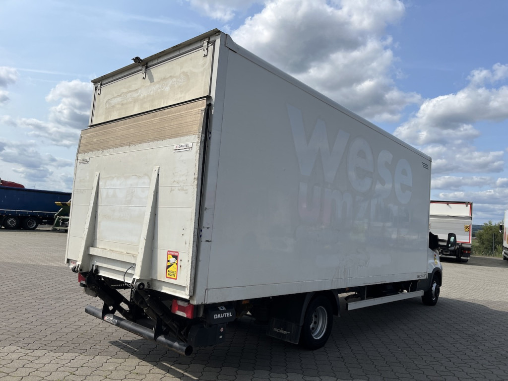 Iveco 70C18 Daily Koffer mit Ladebordwand - Furgons ar slēgtā virsbūve: foto 4 Iveco 70C18 Daily Koffer mit Ladebordwand - Furgons ar slēgtā virsbūve: foto 4