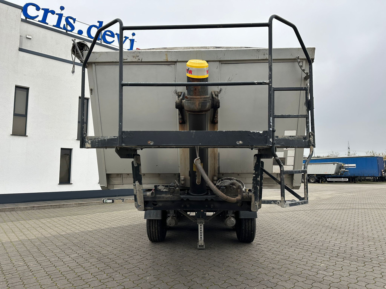 Kempf SKM 35 3 Thermo Mulde | TÜV NEU - Puspiekabe pašizgāzējs: foto 3 Kempf SKM 35 3 Thermo Mulde | TÜV NEU - Puspiekabe pašizgāzējs: foto 3