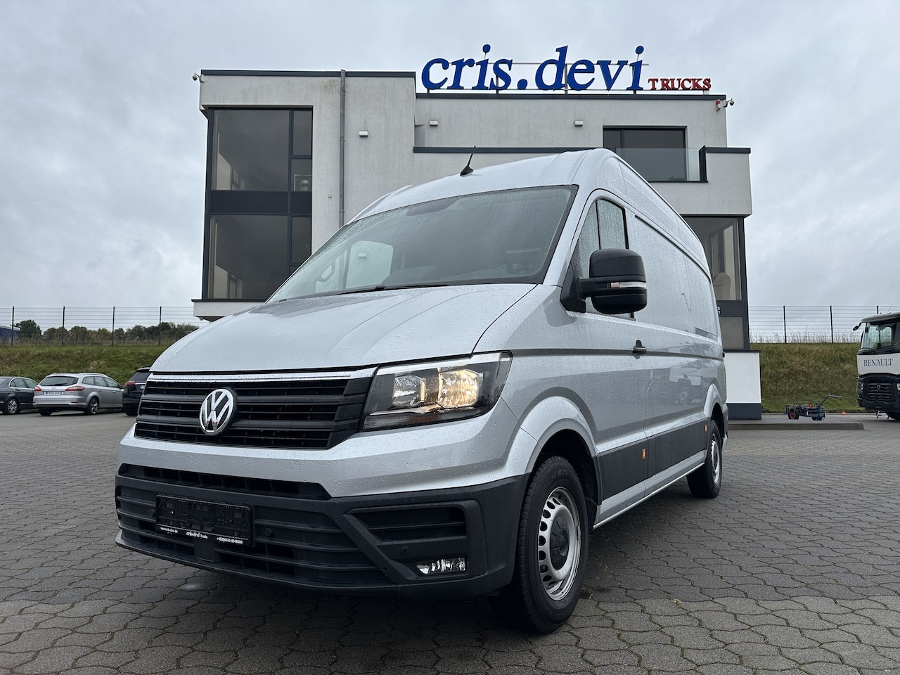 VW Crafter 2.0 TDI Kasten hoch AHK RFK PDC FSE BT - Komercauto: foto 1 VW Crafter 2.0 TDI Kasten hoch AHK RFK PDC FSE BT - Komercauto: foto 1