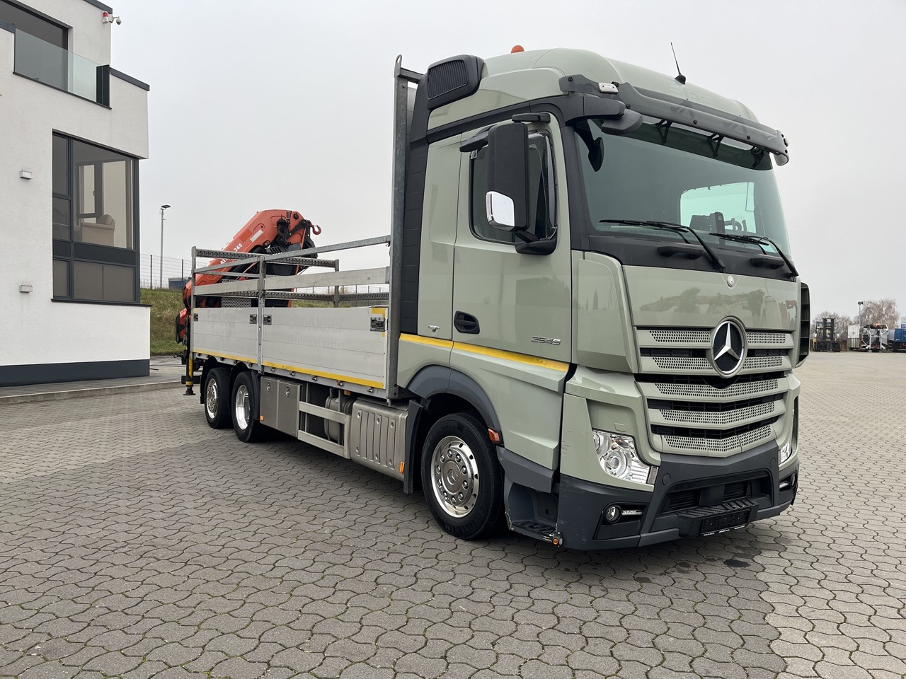 Mercedes-Benz Actros 2545 6x2 EFFER Atlas 265-A6 Lenk- Liftachse - Bortu kravas automašīna/ Platforma, Kravas auto ar manipulatoru: foto 2 Mercedes-Benz Actros 2545 6x2 EFFER Atlas 265-A6 Lenk- Liftachse - Bortu kravas automašīna/ Platforma, Kravas auto ar manipulatoru: foto 2