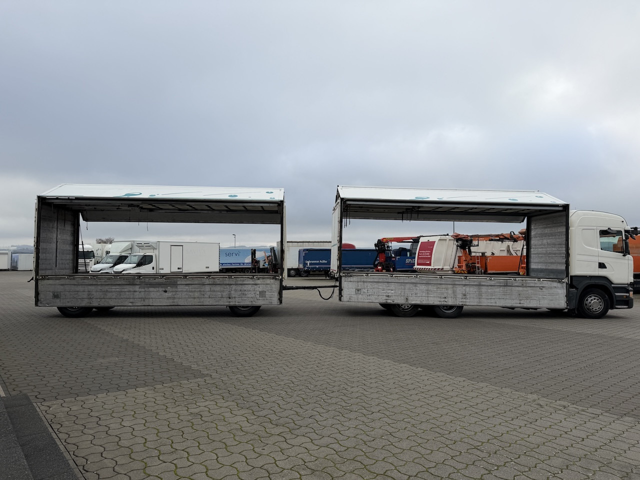 Kravas automašīna ar slēgto virsbūvi Scania R 450 6x2 Geränkezug + Orten Anhänger: foto 12 Kravas automašīna ar slēgto virsbūvi Scania R 450 6x2 Geränkezug + Orten Anhänger: foto 12