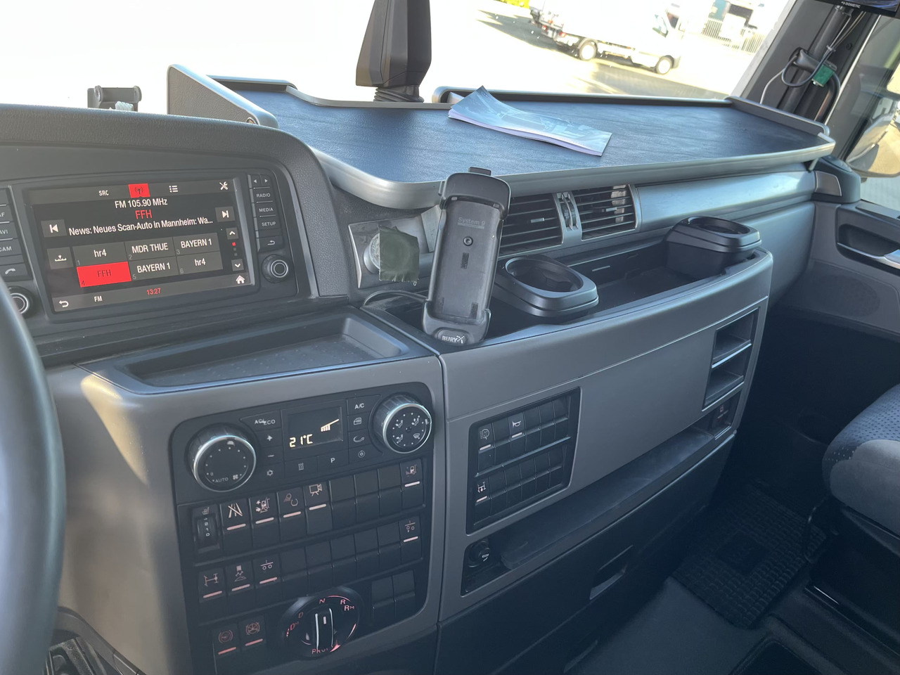 MAN TGX 18.540 4x2 D38 Intarder - Vilcējs: foto 2 MAN TGX 18.540 4x2 D38 Intarder - Vilcējs: foto 2