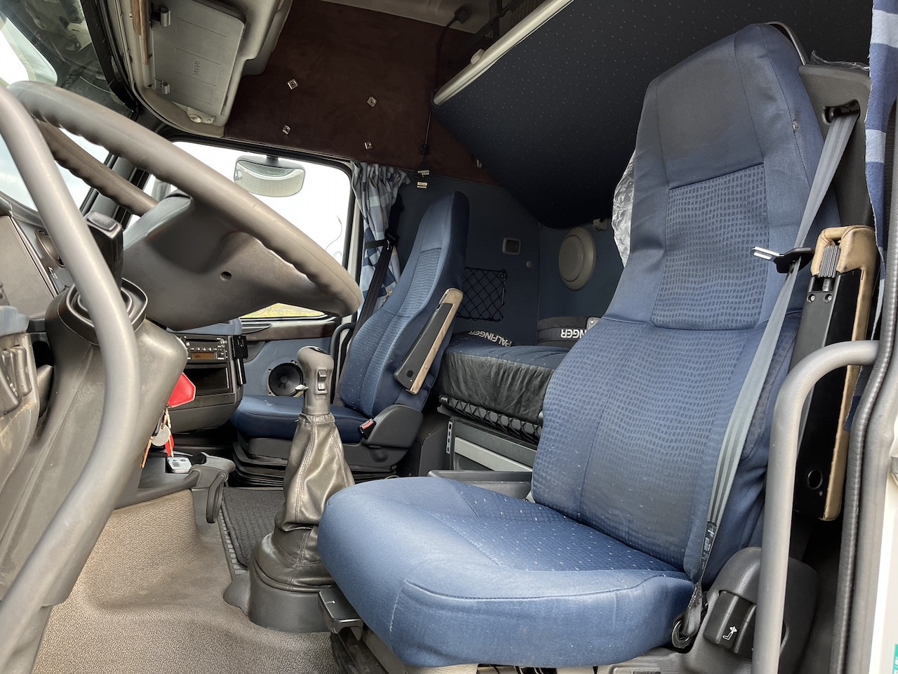 Kravas auto ar manipulatoru, Bortu kravas automašīna/ Platforma Volvo FH 520 6x2  Palfinger PK 12502 | AHK: foto 15