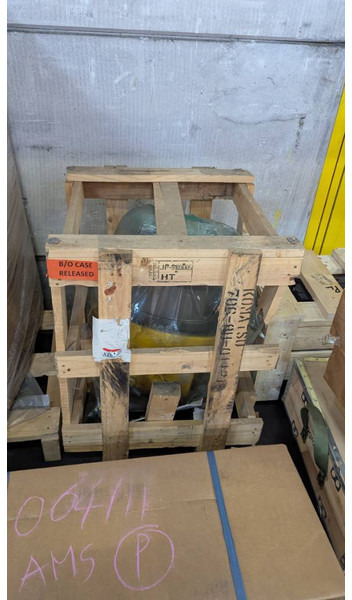 Komatsu D51PX-22 - HYDRAULIC MOTOR ASSY 706-8H-01121 - Hidraulika - Celtniecības tehnika: foto 1 Komatsu D51PX-22 - HYDRAULIC MOTOR ASSY 706-8H-01121 - Hidraulika - Celtniecības tehnika: foto 1