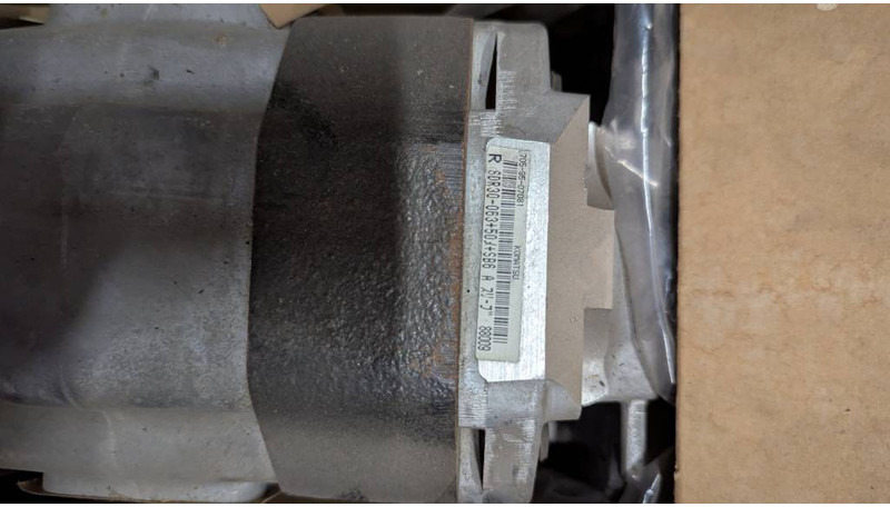 Komatsu HD405-7 - HYDRAULIC PUMP - 705-95-07081 - Karjeru pašizgāzējs: foto 2 Komatsu HD405-7 - HYDRAULIC PUMP - 705-95-07081 - Karjeru pašizgāzējs: foto 2