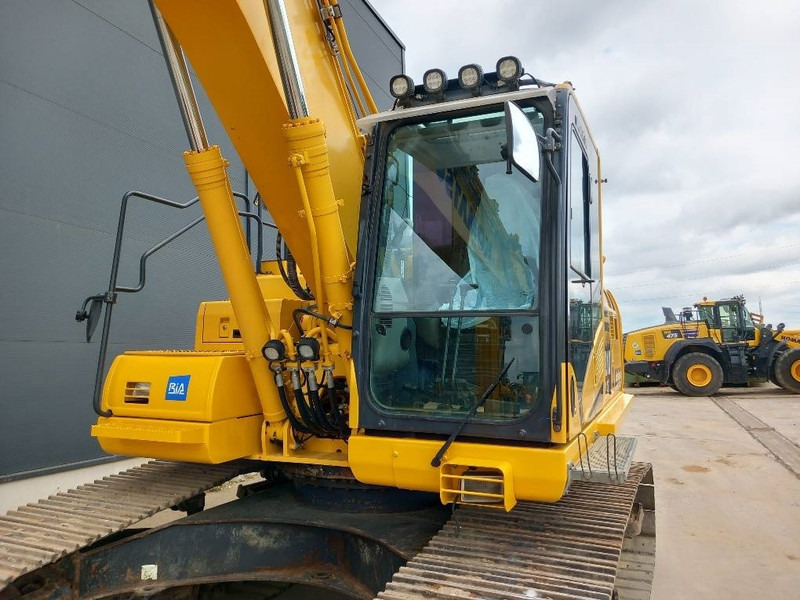 Kāpurķēžu ekskavators Komatsu PC210LCI-11: foto 7