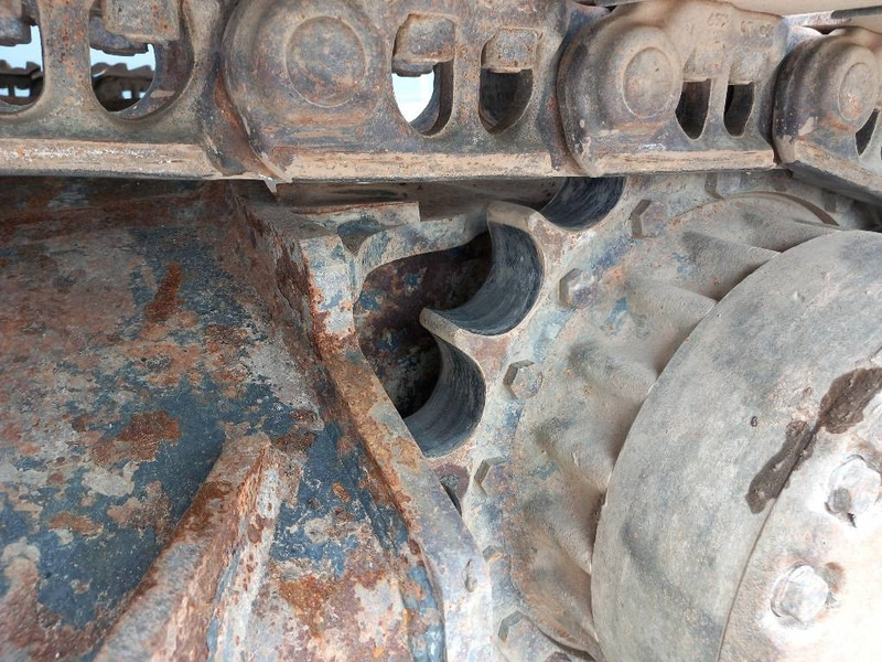 Kāpurķēžu ekskavators Komatsu PC210LCI-11: foto 11