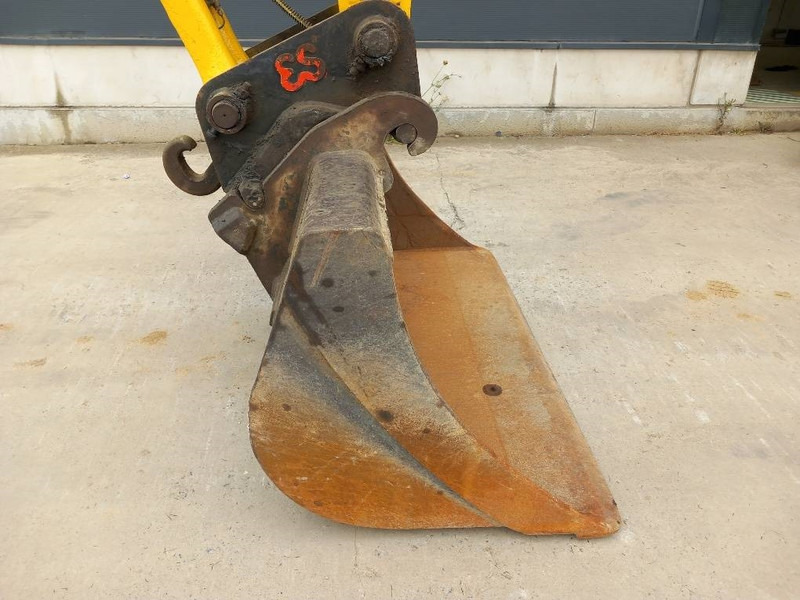 Komatsu PC210LCI-11 - Kāpurķēžu ekskavators: foto 5 Komatsu PC210LCI-11 - Kāpurķēžu ekskavators: foto 5