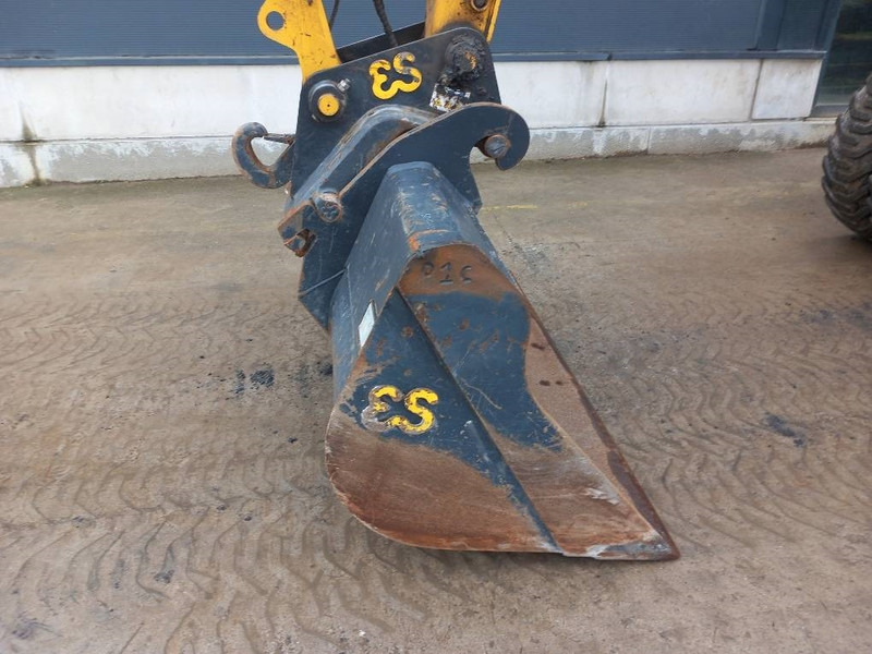 Komatsu PW160-11E0 - Riteņu ekskavators: foto 3 Komatsu PW160-11E0 - Riteņu ekskavators: foto 3