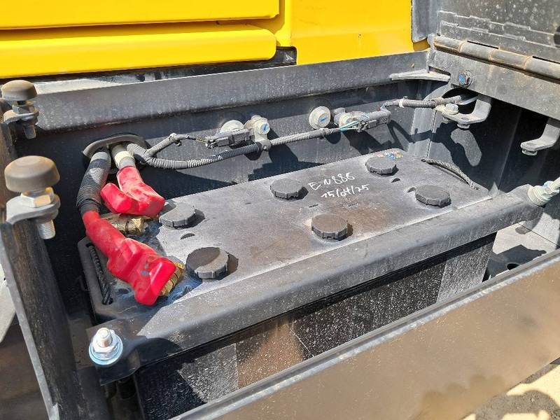 Komatsu WA500-8E0 - Riteņu iekrāvējs: foto 4 Komatsu WA500-8E0 - Riteņu iekrāvējs: foto 4
