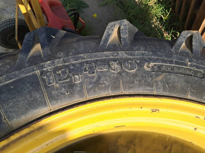 Record 12.4-36 - Riepas un diski - Celtniecības tehnika: foto 4 Record 12.4-36 - Riepas un diski - Celtniecības tehnika: foto 4