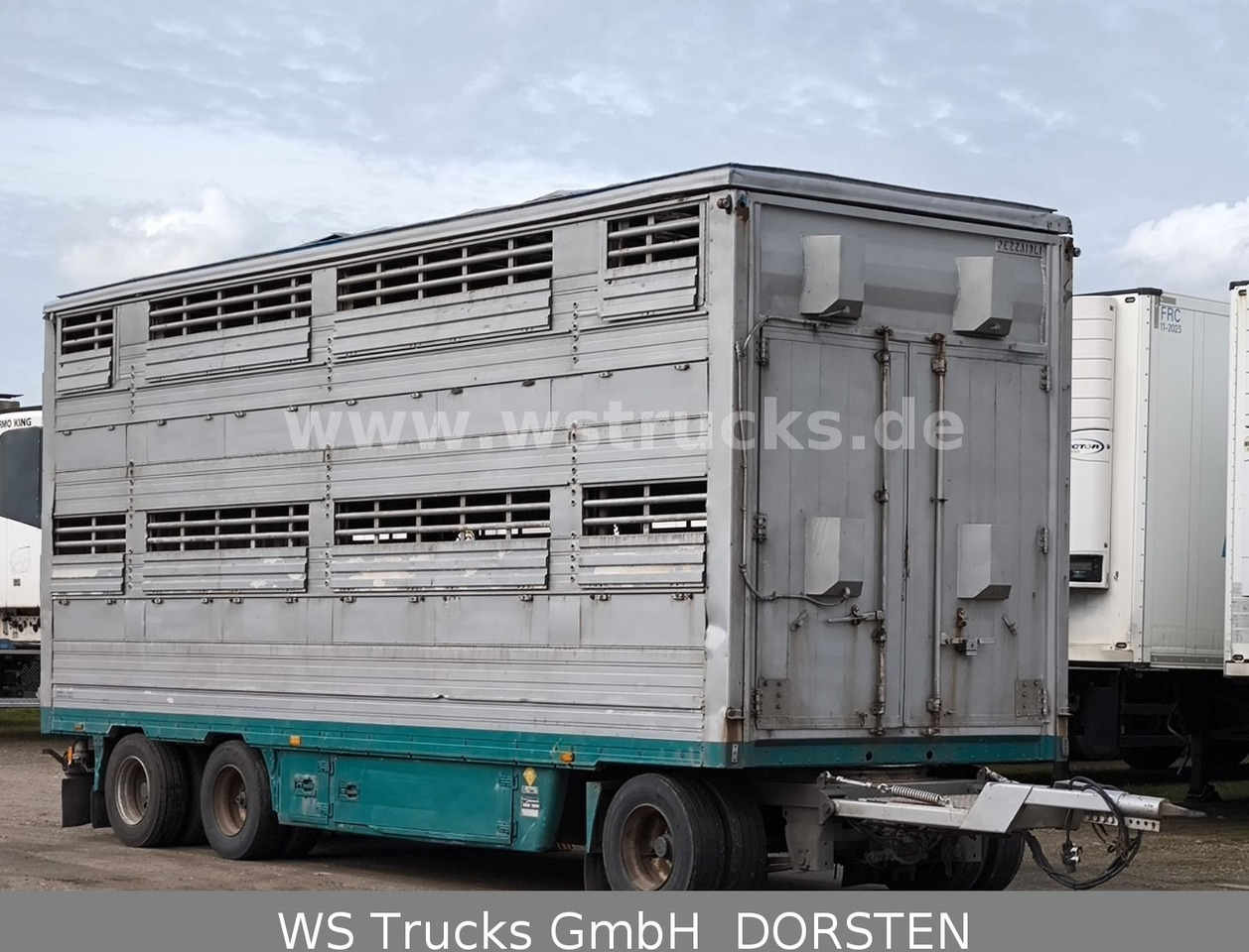 Pezzaioli 2 Stock RBA31F ausfahrbares Dach Viehanhänger - Piekabe dzīvnieku pārvadāšanai: foto 2 Pezzaioli 2 Stock RBA31F ausfahrbares Dach Viehanhänger - Piekabe dzīvnieku pārvadāšanai: foto 2