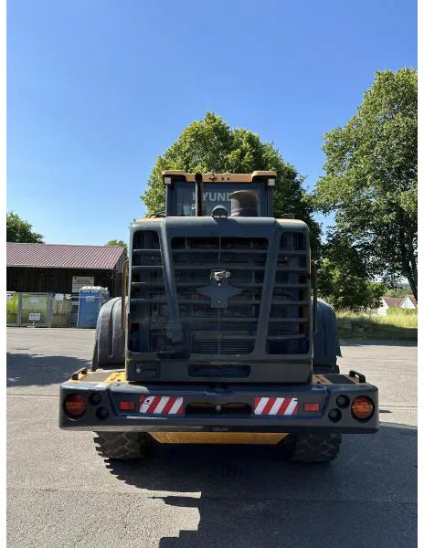 Hyundai HL730-9A 4X4 Radlader Mulch-/Klappschaufel KLIMA A HL730-9A 4X4 Radlader Mulch-/Klappschaufel KLIMA A/C - Riteņu iekrāvējs: foto 5 Hyundai HL730-9A 4X4 Radlader Mulch-/Klappschaufel KLIMA A HL730-9A 4X4 Radlader Mulch-/Klappschaufel KLIMA A/C - Riteņu iekrāvējs: foto 5