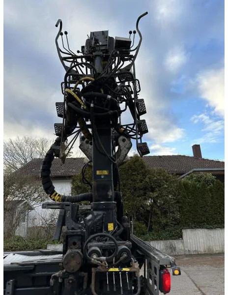 Loglift F 125 ZT 93 Kurzholzkran Bj 2016 - Strēle: foto 4 Loglift F 125 ZT 93 Kurzholzkran Bj 2016 - Strēle: foto 4