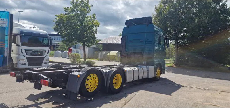 MAN TGX 26.440 FLL 6x2 Fahrgestell Intarder E6 - Šasija kravas automašīna: foto 5 MAN TGX 26.440 FLL 6x2 Fahrgestell Intarder E6 - Šasija kravas automašīna: foto 5