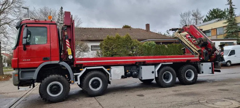 Mercedes-Benz AK 8X8 FASSI 660 EINZELBER SEILWINDE - Kravas auto ar manipulatoru: foto 1 Mercedes-Benz AK 8X8 FASSI 660 EINZELBER SEILWINDE - Kravas auto ar manipulatoru: foto 1