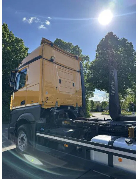 Mercedes-Benz Actros 2645 6x2 ABROLLER Lenk/Lift MEILLER 2170 Intarder - Pacēlājs ar āķi, Kravas auto ar manipulatoru: foto 4 Mercedes-Benz Actros 2645 6x2 ABROLLER Lenk/Lift MEILLER 2170 Intarder - Pacēlājs ar āķi, Kravas auto ar manipulatoru: foto 4