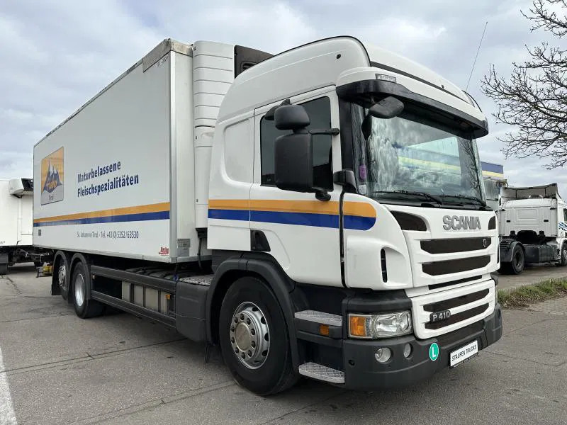 Jaunā Kravas automašīna refrižerators Scania P410 6x2 Fleisch LKW Rohrbahnen Vector 1550: foto 9