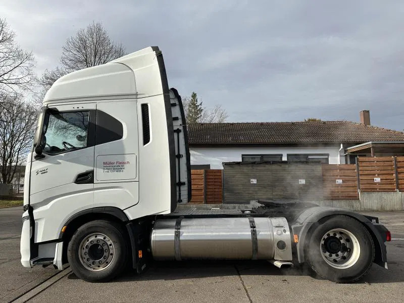 Iveco Stralis S-Way*460*LNG*Retarder*2 Tanks - Vilcējs: foto 2 Iveco Stralis S-Way*460*LNG*Retarder*2 Tanks - Vilcējs: foto 2
