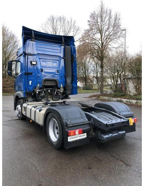 Mercedes-Benz Actros 1845 LS LOW MEGA Streamspace Intarder - Vilcējs: foto 4 Mercedes-Benz Actros 1845 LS LOW MEGA Streamspace Intarder - Vilcējs: foto 4