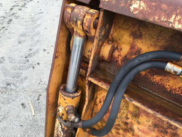 CASE 2340mm - Type tractopelle - Iekrāvēja kauss: foto 3 CASE 2340mm - Type tractopelle - Iekrāvēja kauss: foto 3