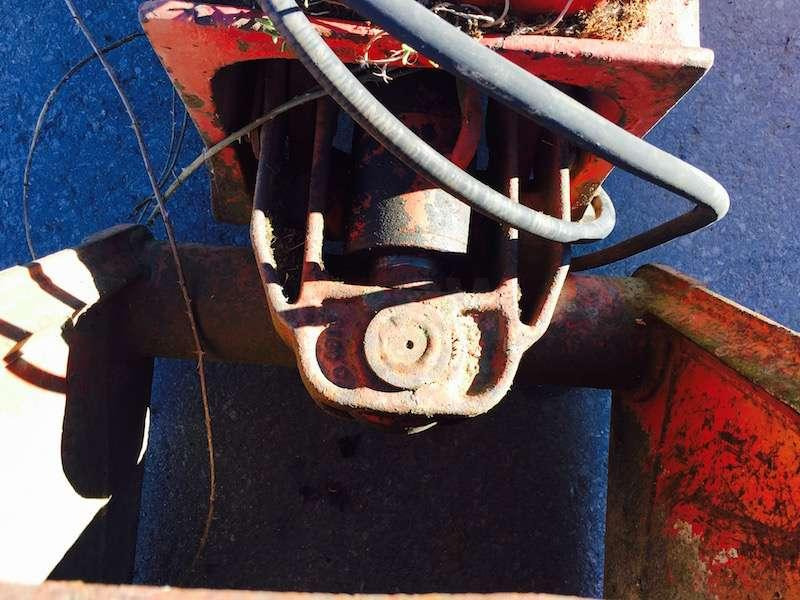 Camion avec rotator - coquilles 500mm reprise - ouverture 1500mm - Greiferi: foto 3 Camion avec rotator - coquilles 500mm reprise - ouverture 1500mm - Greiferi: foto 3