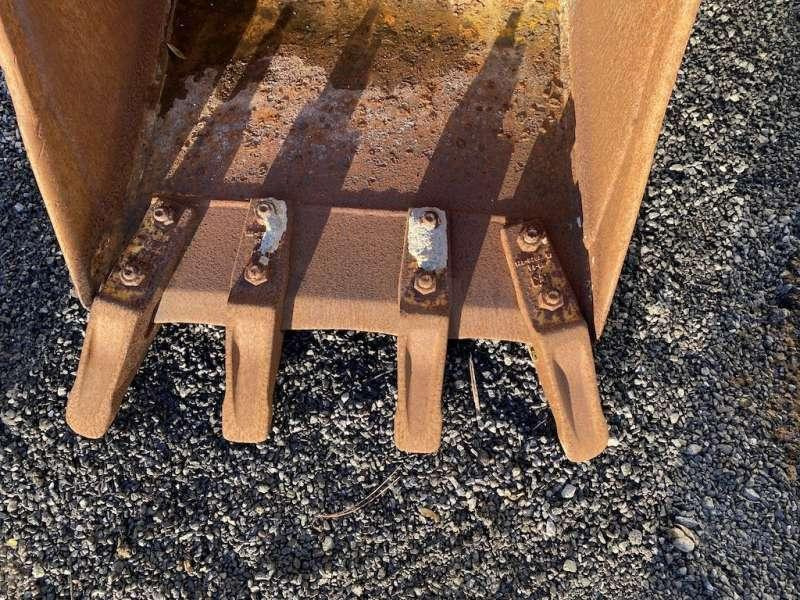 CATERPILLAR 570mm - type tractopelle - Citas iekārtas: foto 2 CATERPILLAR 570mm - type tractopelle - Citas iekārtas: foto 2