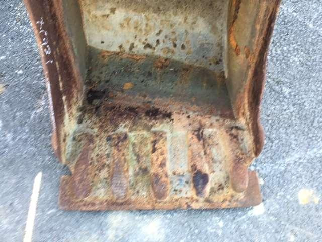 VOLVO EC 35 - Axes 40mm - 560mm - Citas iekārtas: foto 3 VOLVO EC 35 - Axes 40mm - 560mm - Citas iekārtas: foto 3