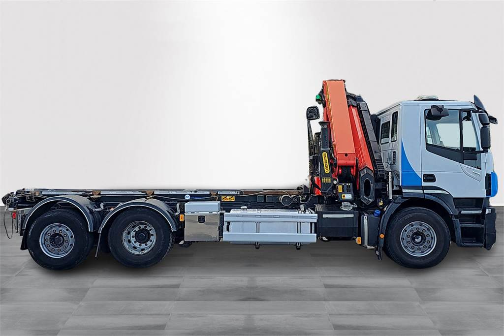 Iveco Stralis 480 - Kravas auto ar manipulatoru: foto 4 Iveco Stralis 480 - Kravas auto ar manipulatoru: foto 4