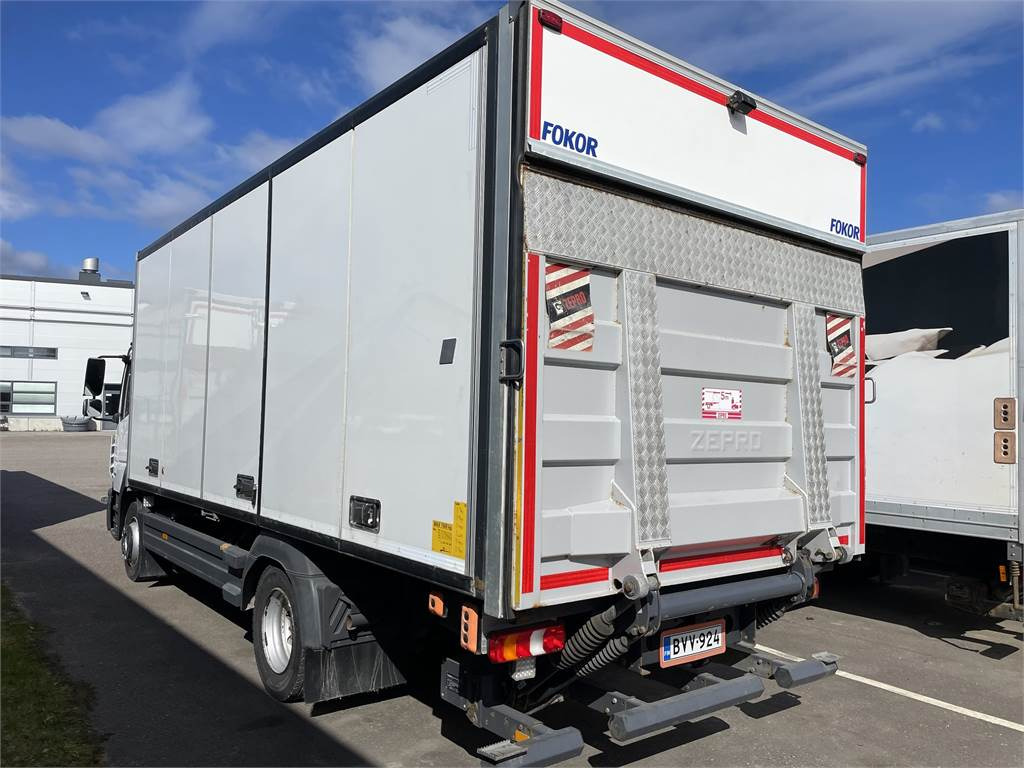 Mercedes-Benz ATEGO 1223L - Kravas automašīna ar slēgto virsbūvi: foto 3 Mercedes-Benz ATEGO 1223L - Kravas automašīna ar slēgto virsbūvi: foto 3