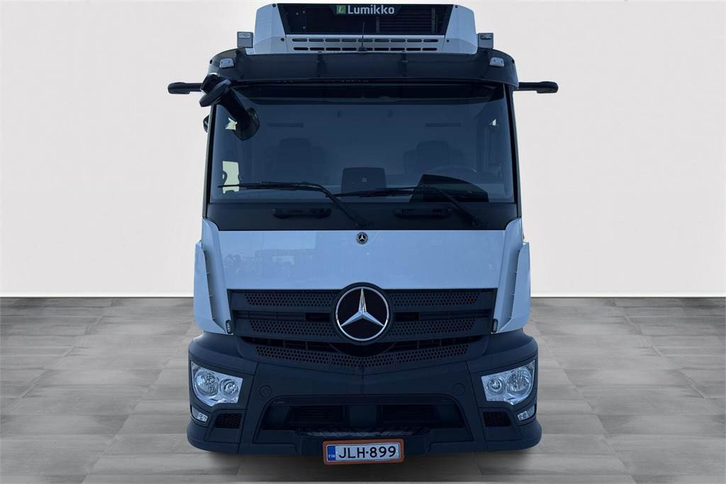 Mercedes-Benz Actros 1830L 5 SM FRC 2-lämpö(atp10/2025) - Izometriskais kravas automašīna: foto 2 Mercedes-Benz Actros 1830L 5 SM FRC 2-lämpö(atp10/2025) - Izometriskais kravas automašīna: foto 2