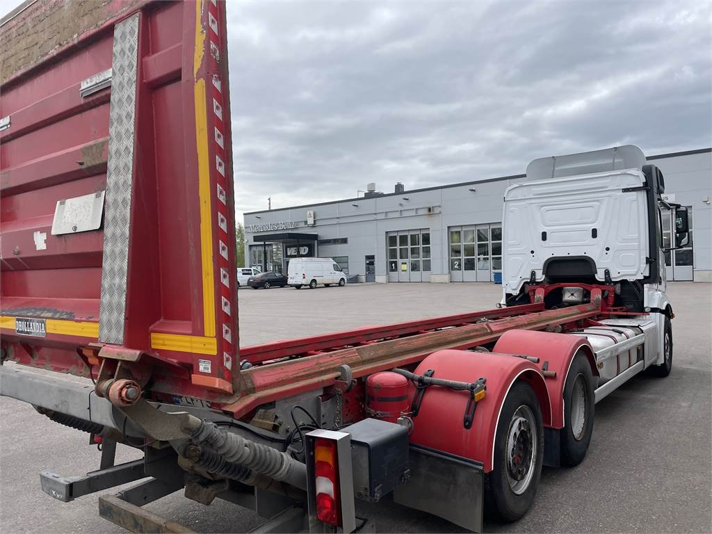 Mercedes-Benz Actros L 2551 L/6x2ENA - Šasija kravas automašīna: foto 3 Mercedes-Benz Actros L 2551 L/6x2ENA - Šasija kravas automašīna: foto 3