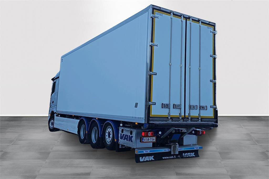 Izometriskais kravas automašīna Mercedes-Benz Actros L 3558: foto 7